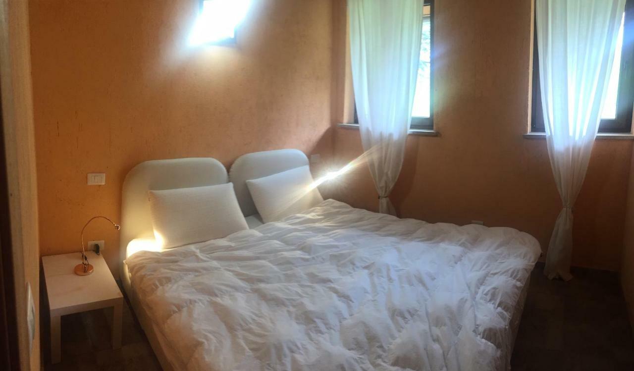 פונזונה Le Murazze Holiday Houses מראה חיצוני תמונה