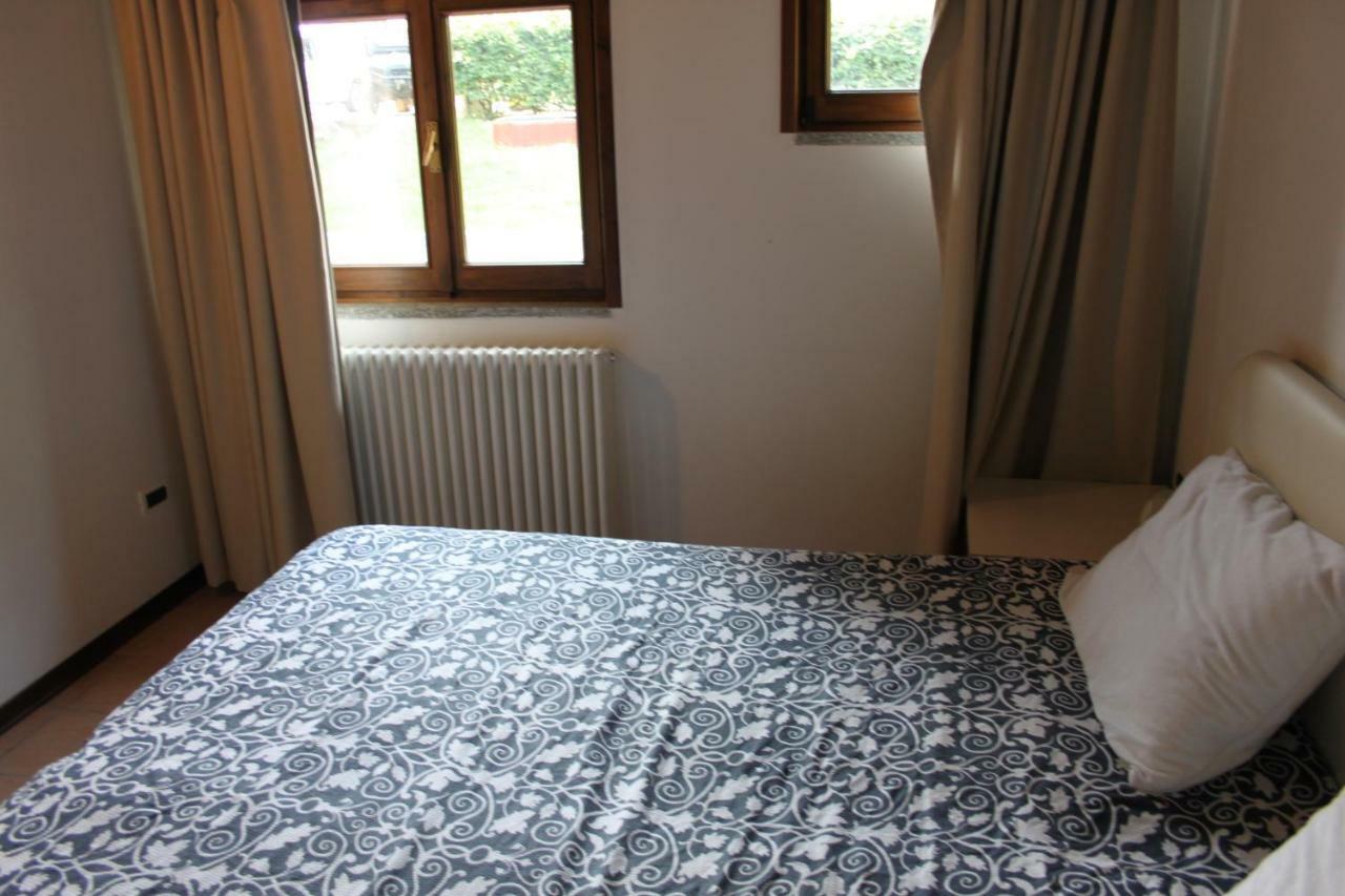 פונזונה Le Murazze Holiday Houses מראה חיצוני תמונה