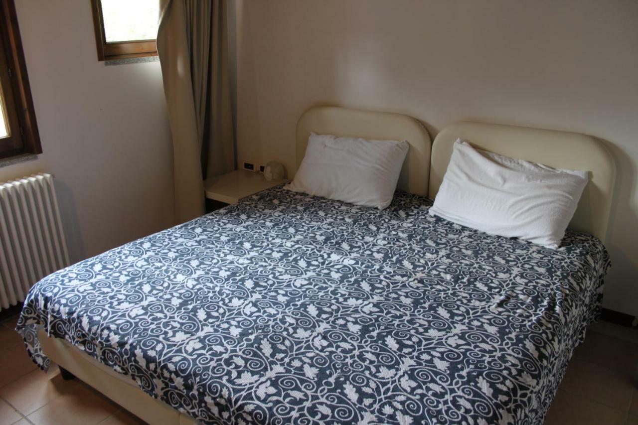 פונזונה Le Murazze Holiday Houses מראה חיצוני תמונה